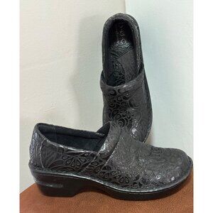 BOC BORN CONCEPT WOMENS CLOG NURSING LEATHER SHOES SIZE 9M PAISLEY BLACK MEDICAL